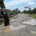 jalan-rusak_20180219_171155
