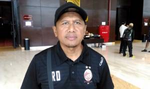 pelatih-sriwijaya-fc-rahmad-darmawan_20180211_175811