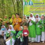 Anggota-DPRD-Lampung-Budhi-Condrowati-Laksanakan-Peletakan-Batu-Pertama-Pembangunan-SD-NU-Modern-di-Tubabar