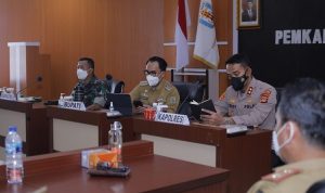 Bupati-Adipati-Pimpin-Rakor-Pembahasan-Upaya-Pencegahan-Penyebaran-Covid-19-di-Way-Kanan-797x445